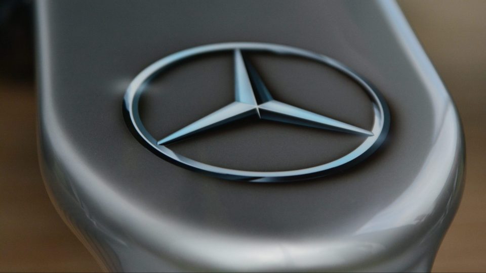 Mercedes W10
